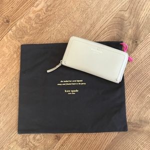 Kate Spade Zip Around Continental Wallet